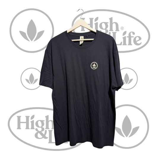 Osta “Weed Is No Joke” T-paita (tummansininen) High & Life Storesta